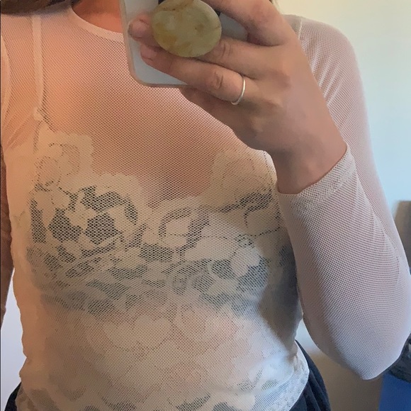 Mesh and Lace top 🌟 like new - Picture 2 of 2